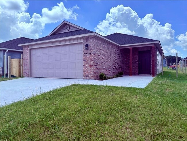 Photo - 2512 E Foxbury St House