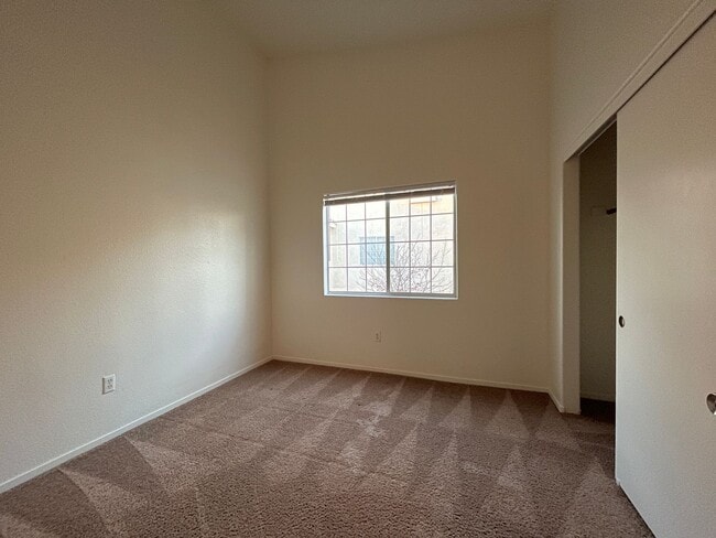 Photo - 2 BED 2 BATH CONDO IN GATED COMMUNITY!