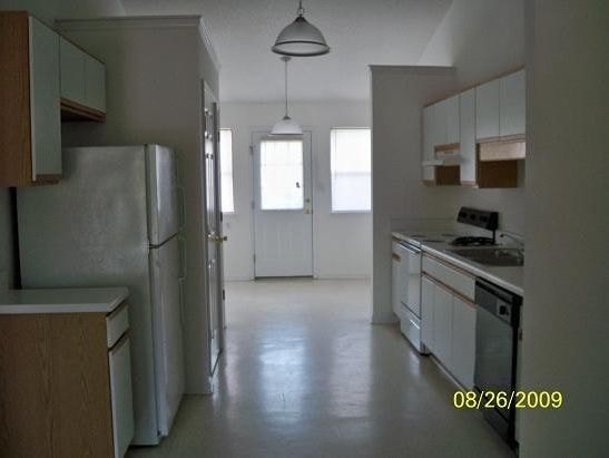 Photo - 214 Wyndham Cir