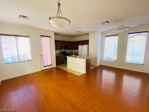 Photo - 8098 Watauga Ave