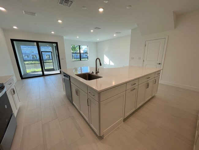 Photo - ANNUAL RENTAL - 3 BED/ 2.5 BATH TOWNHOUSE AT SONOMA OAKS