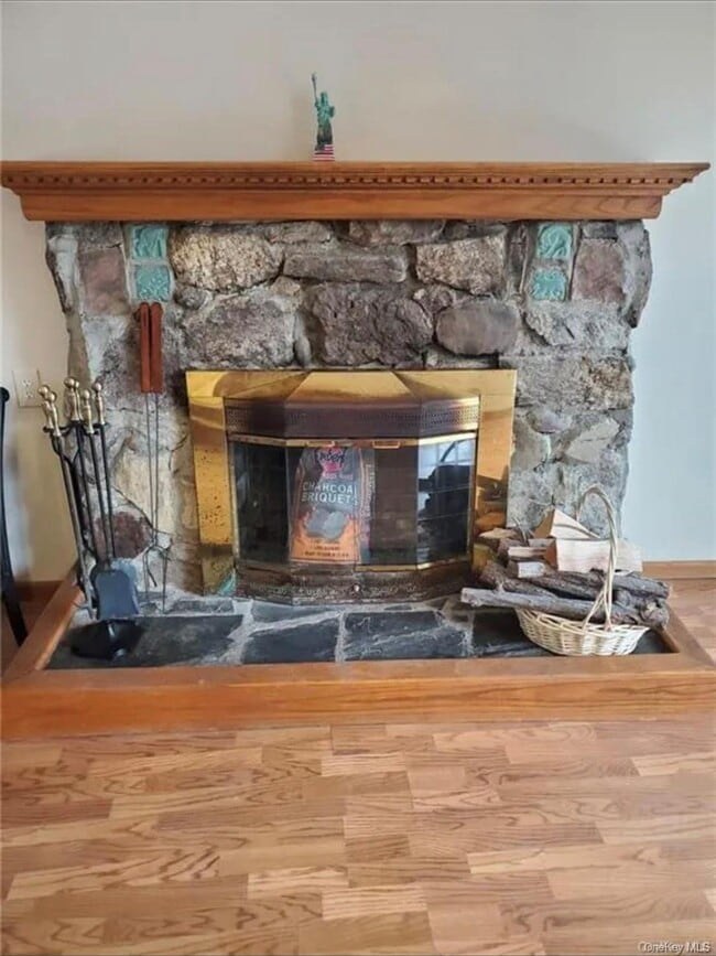 Photo - 32 Cherry St