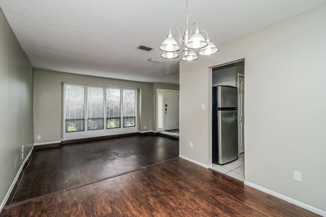 Photo - 235 S Shadow Bay Dr