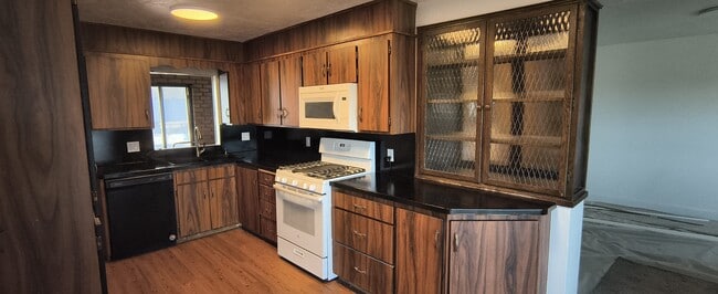 Building Photo - 380 E 700 S Rental