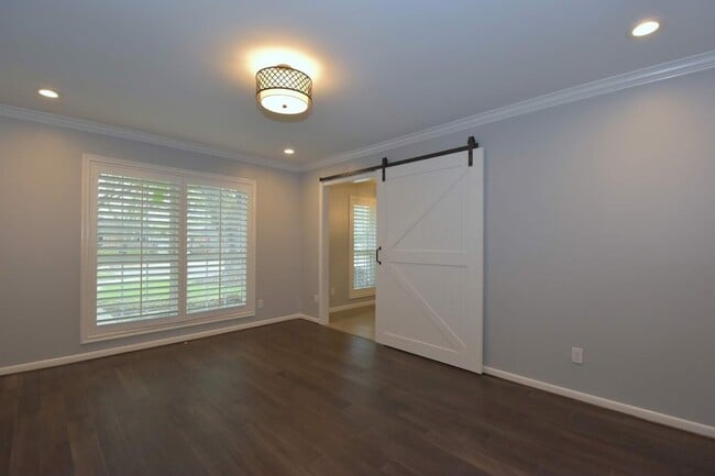 Photo - 10802 Meadow Lake Ln