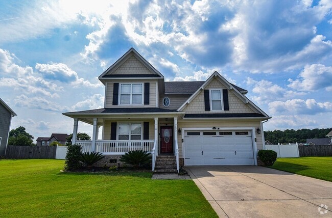 Building Photo - 4 Bedroom 2.5 Bath with a Pool! - No Pets Rental