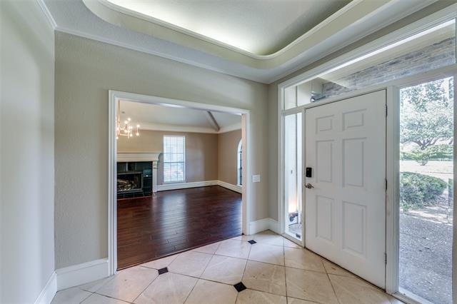 Photo - 6116 Southern Knoll Dr