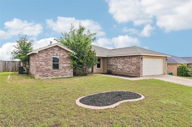 Photo - 1309 Marlee Cir
