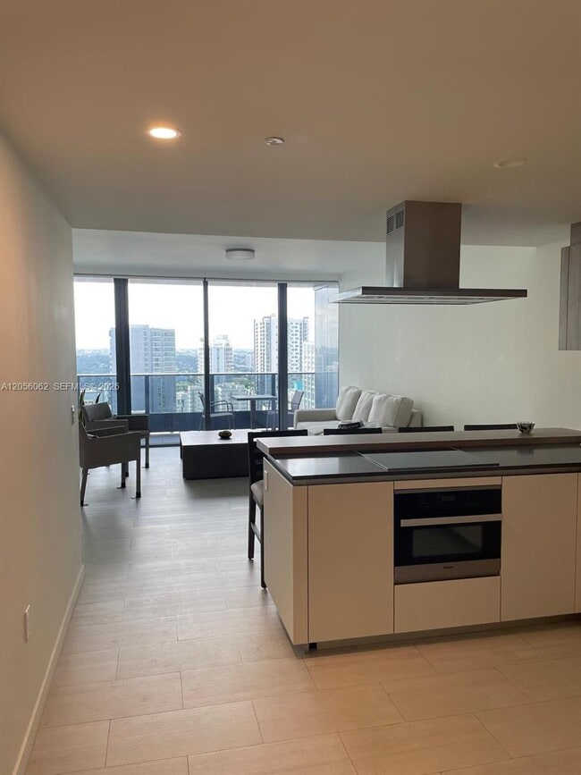 Building Photo - 1000 Brickell Plaza Unit 2404