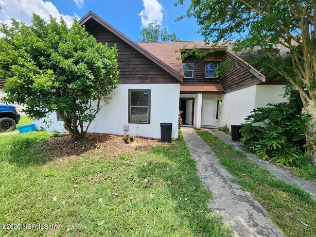 Photo - 7605 Melissa Ct N