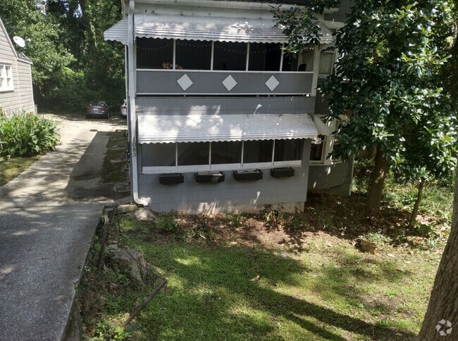 Building Photo - 1083 Atlantic Dr Rental