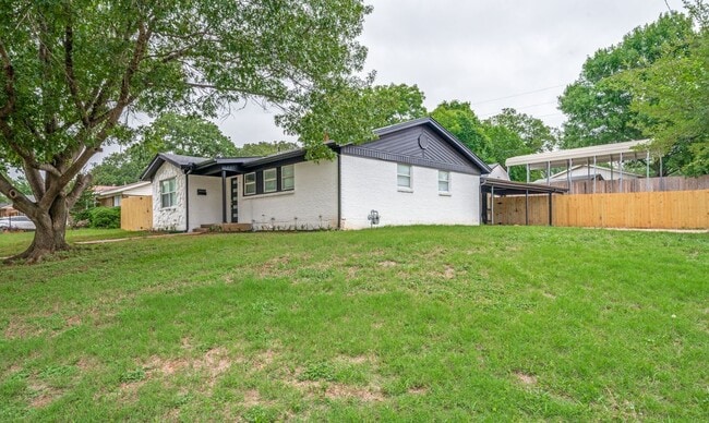 Building Photo - 611 Cannon Dr Rental