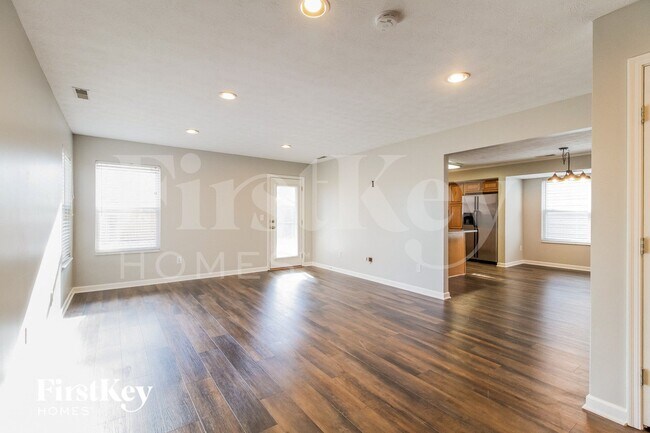 Photo - 6013 Marsh Cir