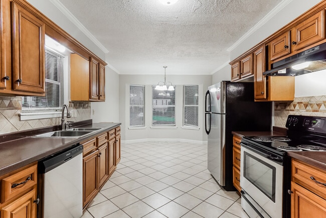 13265 Donna Dr