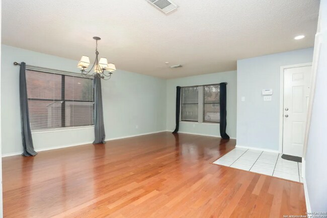 Photo - 2558 Ashley Oak Dr