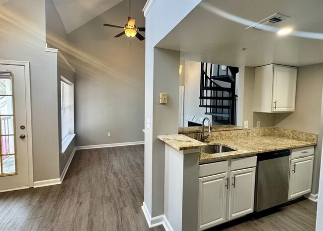 Photo - 10322 Westridge Dr