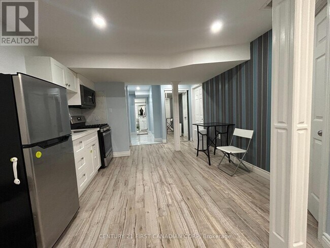 Photo - 2292 Buroak Dr