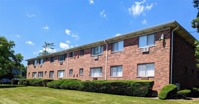 Building Photo - 91 S Clinton Ave Unit 3D Rental