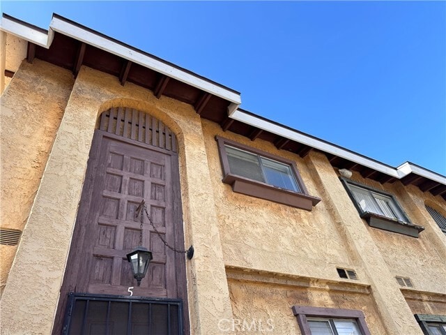 Building Photo - 809 S 4th St Unit 5