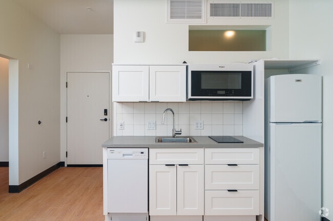 1BR, 1BA - 505SF