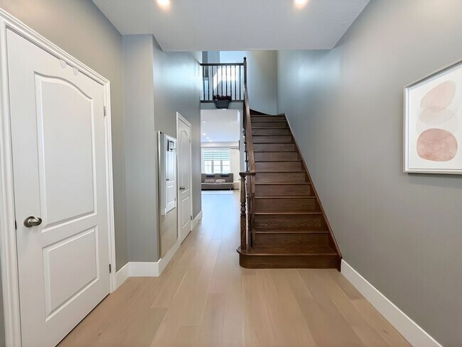 Photo - 99 Panabaker Dr