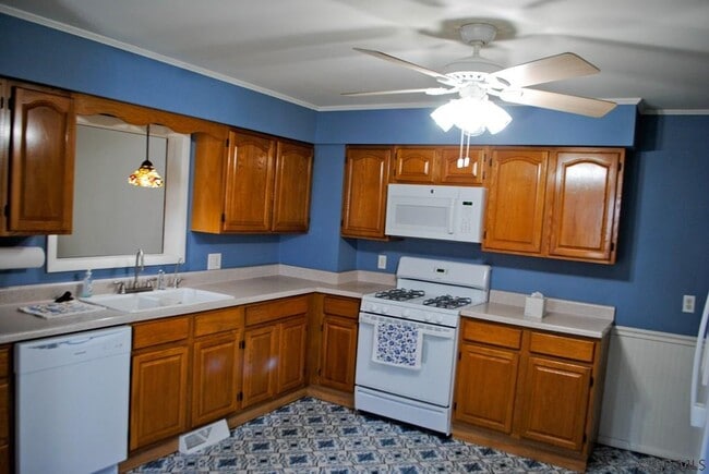 Photo - 1231 Centennial Dr