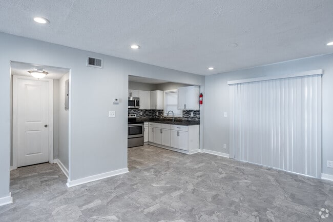 3HAB, 1,5BA - 1,340 ft² - Comedor/Cocina
