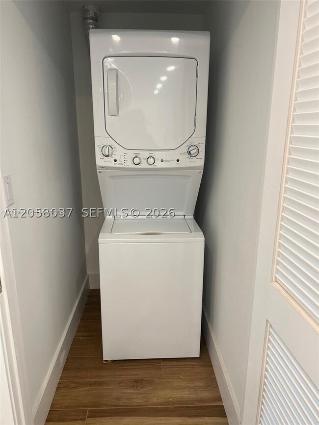 Photo - 13800 Highland Dr Unit 502
