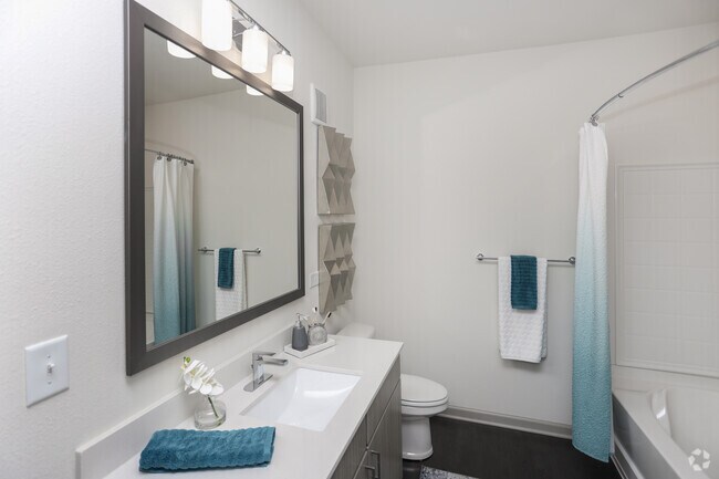 2BR, 2BA - 1203 SF