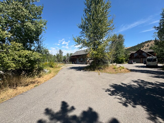 Photo - 4944 Hugo Way Unit A