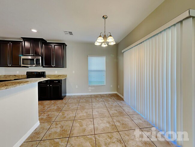 Photo - 13814 Crater Cir