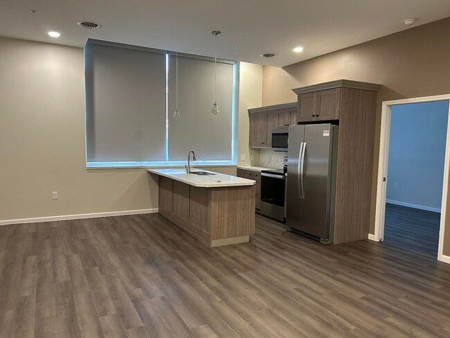 Photo - 127 Lake St Unidad 102