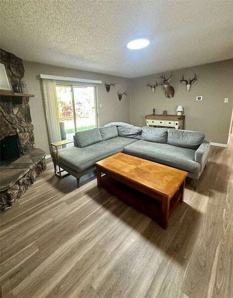 Photo - 1005 Waverly Dr