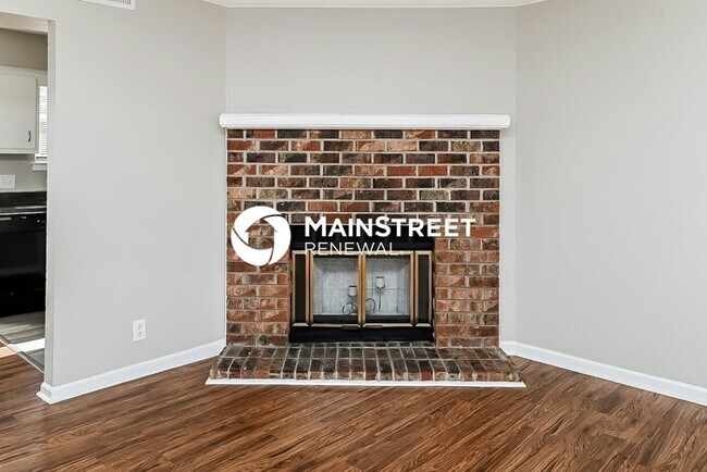 3 Bedroom Pet-Friendly Home in Nashville, TN with Main Street Renewal