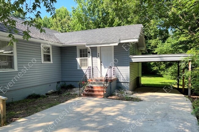 Photo - 3 Bed, 2 Bath Home with Carport / Pet-Friendly / Vouchers Accepted / Coming Soon!