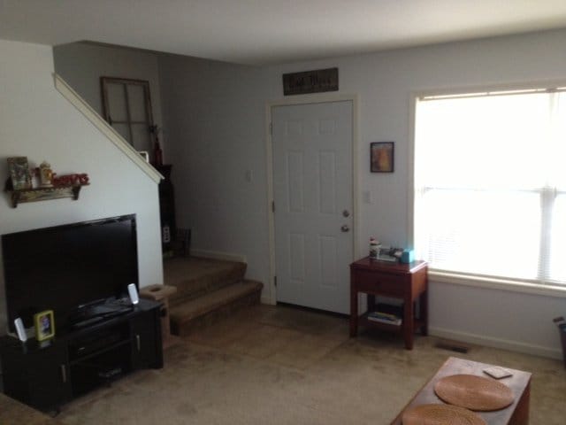 Photo - 34 Hickory St