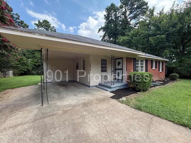 Photo - 2976 Ruskin Rd