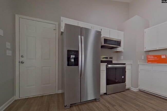 1306 May Oak Cir