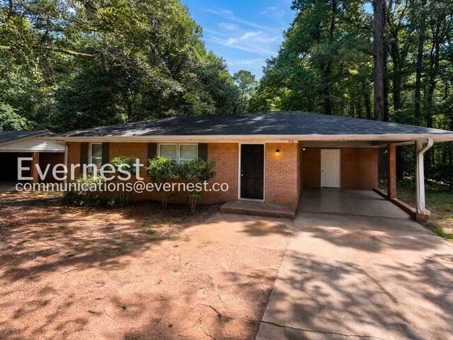 Photo - 515 Landers St
