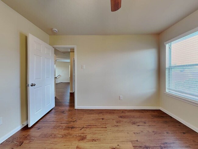 Photo - 18826 N Lyford Dr