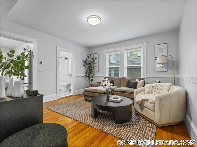 7 Dickson St Unit 2
