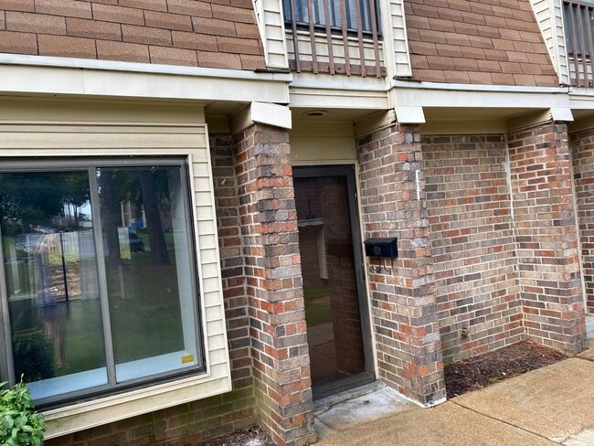 2 bd 1.5 bath in Germantown Fountain Squar... - 2 bd 1.5 bath in Germantown Fountain Squar... House
