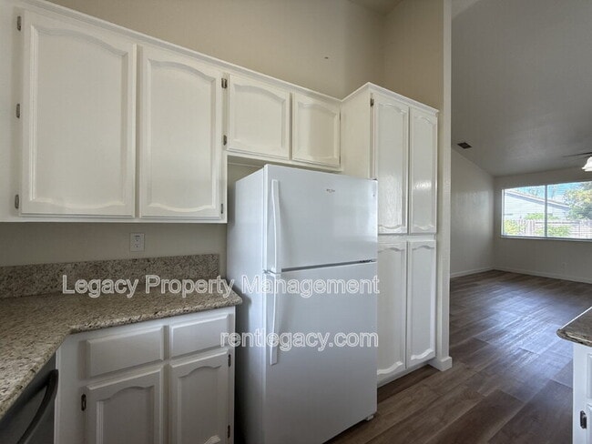 Photo - 403 Munden Ct