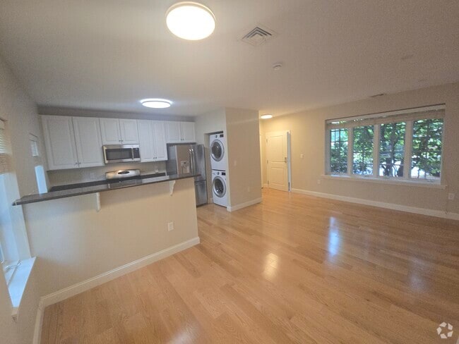 Building Photo - 312 Rindge Ave Unit 2 Rental