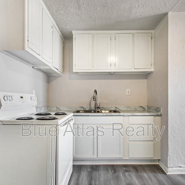 5633 Ramey Ave