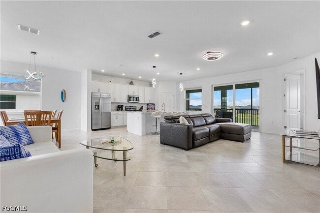 Photo - 15170 BLUFFTON Ln Unit 1821