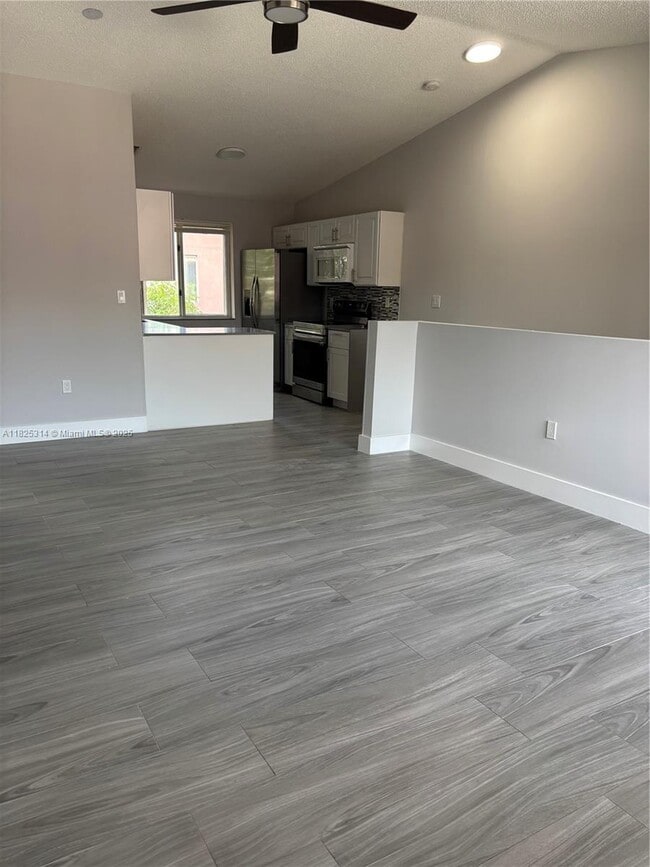 Photo - 8013 Lake Dr Unit 205
