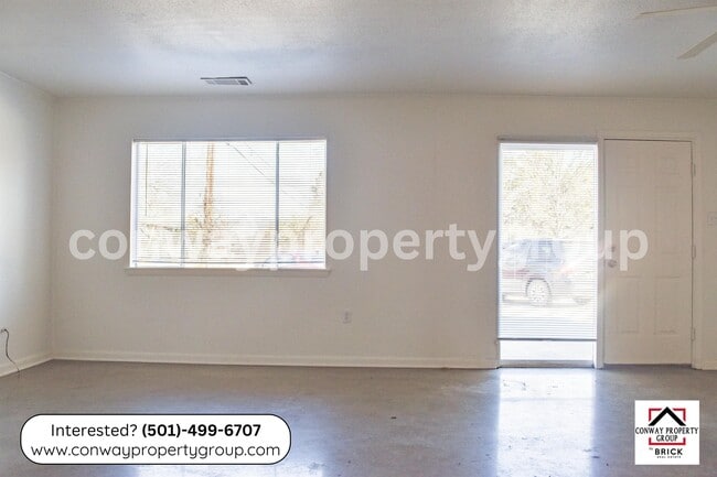 Photo - 1906 Dave Ward Dr