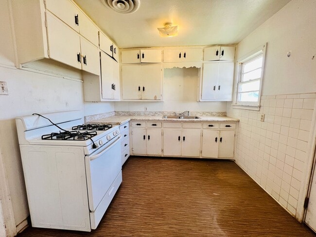 Photo - Great 2 Bedroom in Arnett Benson Area