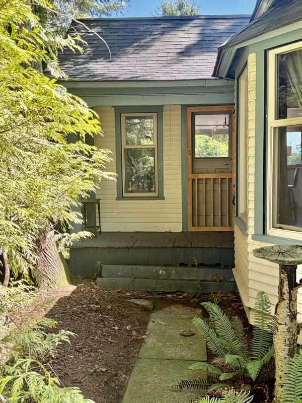 Photo - 1205 Front St